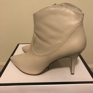 Nine West Ankle boots, immaculate condition